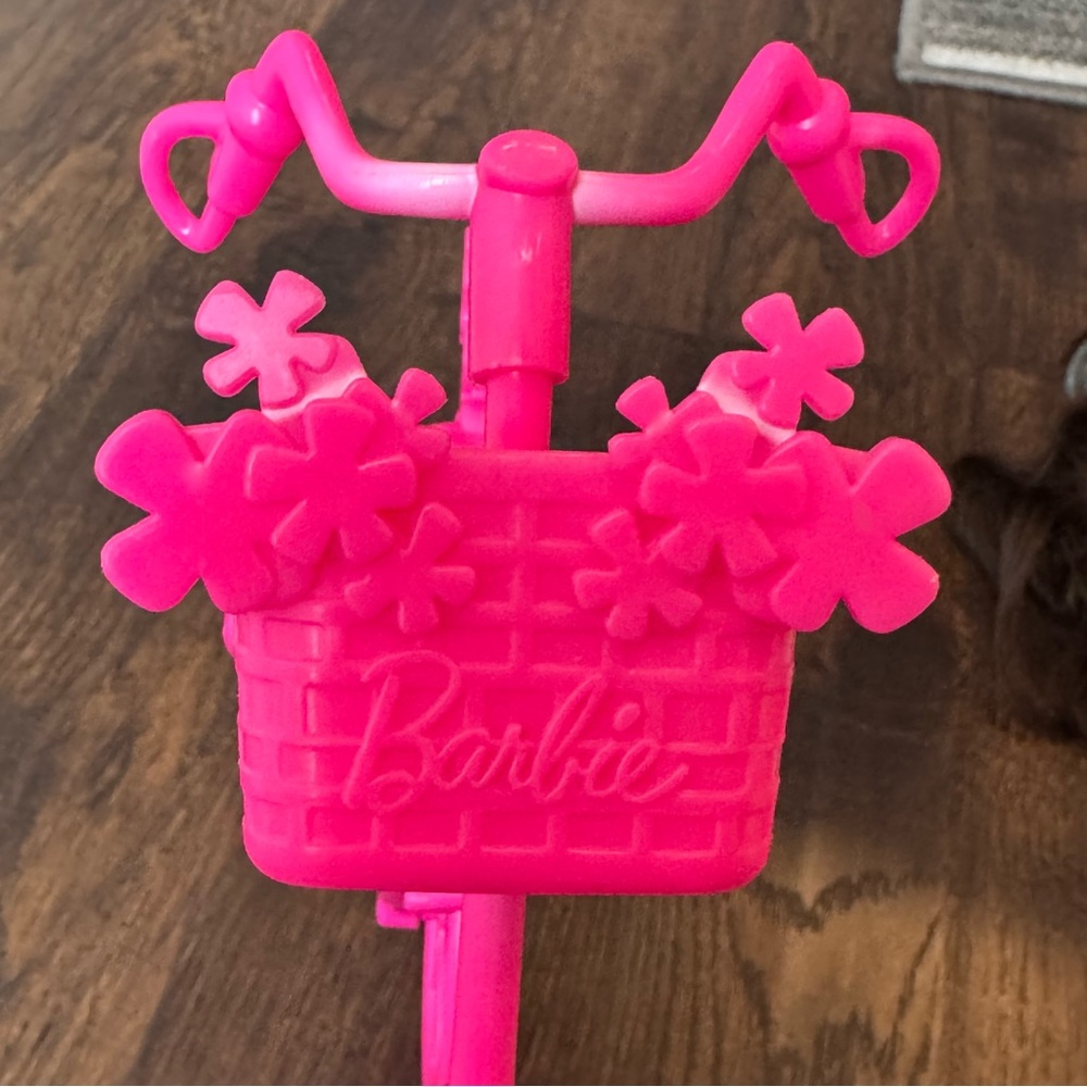 Barbie Lot - Picture 6 of 6